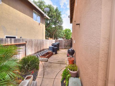 4261 Eagle Ridge Way, Antelope, CA 95843 photo 16