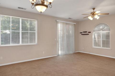 1679 Winthrop Ln, Ceres, CA 95307 photo 11