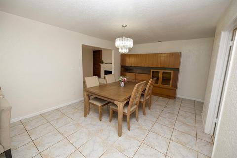 1124 Flatridge Ct, Modesto, CA 95351 photo 13