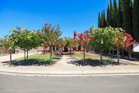 1124 Flatridge Ct, Modesto, CA 95351 photo 2