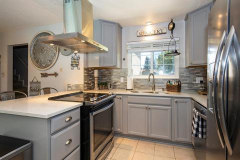 2407 Corbin, Lodi, CA 95242 photo 8