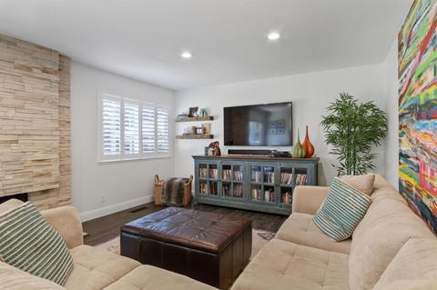4925 Olive Oak Way, Carmichael, CA 95608 photo 17