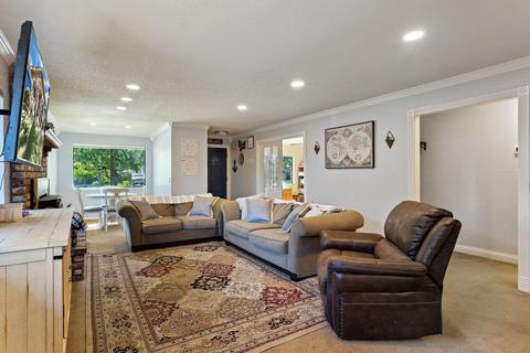 520 S School St, Lodi, CA 95242 photo 5