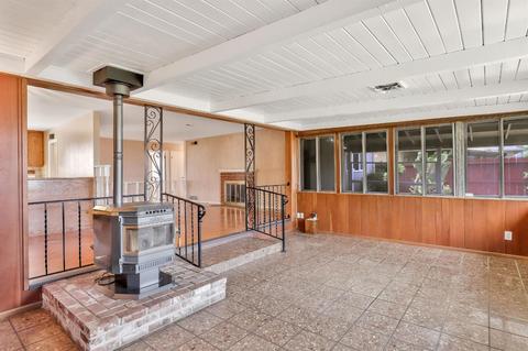 237 E Robinhood Dr, Stockton, CA 95207 photo 8