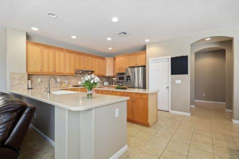 3855 Gresham Ln, Sacramento, CA 95835 photo 11