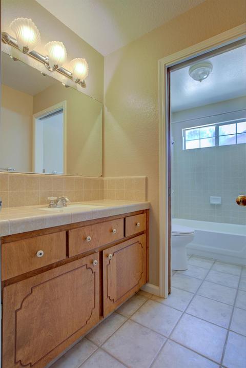 285 Gilbert Dr, Ripon, CA 95366 photo 42