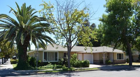462 E Pine St, Stockton, CA 95204 photo 1