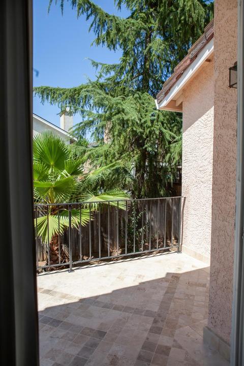 8349 Oakenshield Cir, Antelope, CA 95843 photo 13