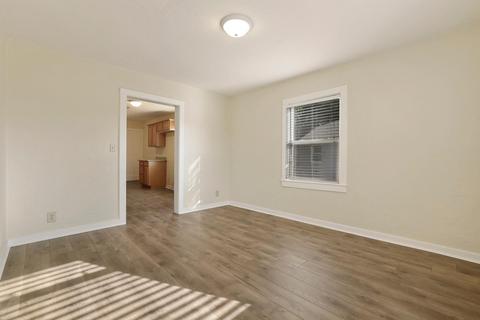 19121 E Front St, Linden, CA 95236 photo 10