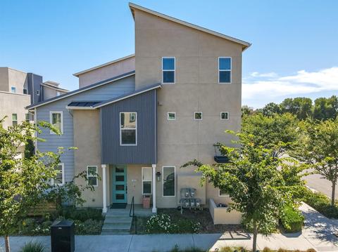 1652 Vine St, Davis, CA 95616 photo 1