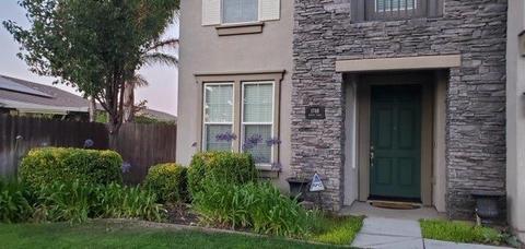 1748 Bailey Pl, Manteca, CA 95337 photo 2
