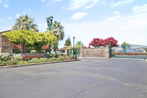 121 Portrait Ln, Patterson, CA 95363 photo 39