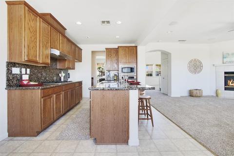 121 Portrait Ln, Patterson, CA 95363 photo 11