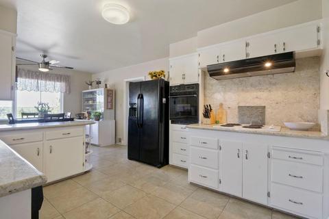 6237 E Harney Ln, Lodi, CA 95240 photo 23