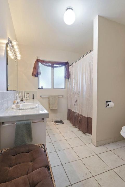 6237 E Harney Ln, Lodi, CA 95240 photo 28