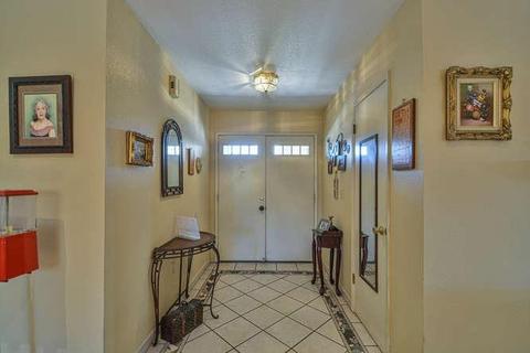 1306 Summerview Dr, Stockton, CA 95210 photo 3
