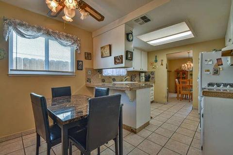 1306 Summerview Dr, Stockton, CA 95210 photo 8
