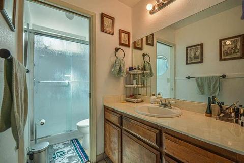 1306 Summerview Dr, Stockton, CA 95210 photo 20