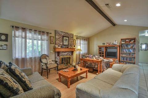 1306 Summerview Dr, Stockton, CA 95210 photo 4