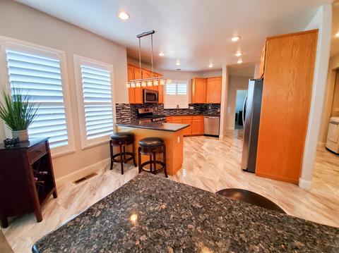 1990 Castleview Dr, Turlock, CA 95382 photo 15