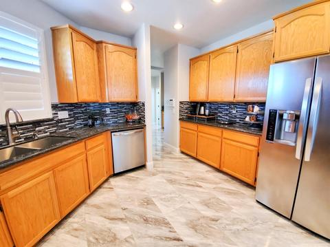 1990 Castleview Dr, Turlock, CA 95382 photo 17