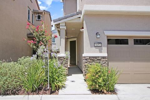 1653 Glazzy Ln, Tracy, CA 95377 photo 2