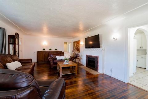 1307 Paradise Rd, Modesto, CA 95351 photo 16