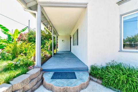 1307 Paradise Rd, Modesto, CA 95351 photo 4