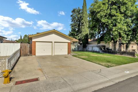 1019 Agate Ave, Manteca, CA 95336 photo 2