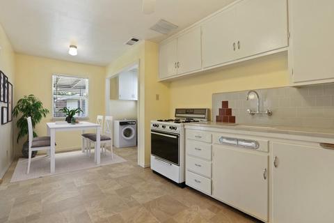1322 Grape Ave, Modesto, CA 95350 photo 4
