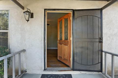 1322 Grape Ave, Modesto, CA 95350 photo 2