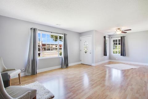 116 E Beverly Pl, Tracy, CA 95376 photo 5