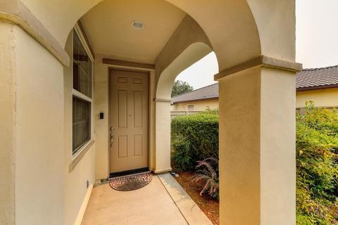 1188 Scheidegger Cir, Folsom, CA 95630 photo 3