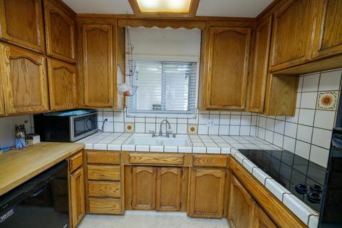 1820 Ricky Ave, Modesto, CA 95350 photo 17
