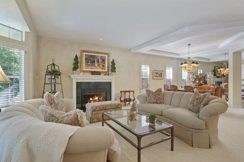 2328 Wintergreen Ct, Lodi, CA 95242 photo 2