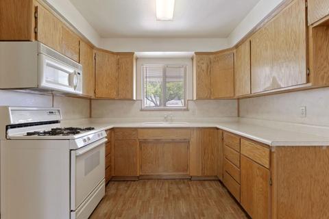 1225 S Sunset Dr, Lodi, CA 95240 photo 9