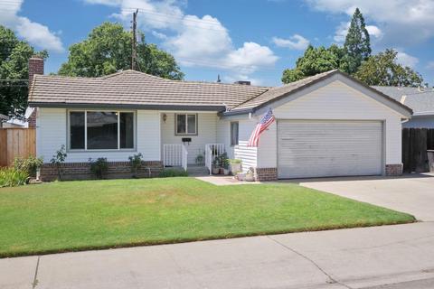 1225 S Sunset Dr, Lodi, CA 95240 photo 2