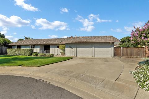 1130 Marian Ct, Tracy, CA 95376 photo 2