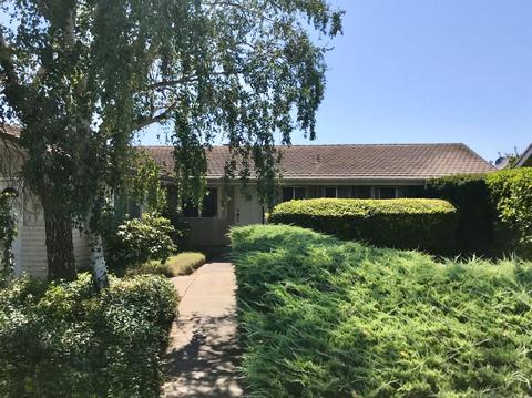 1009 Stafford St, Lodi, CA 95242 photo 2