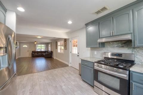 8805 Smith St, Patterson, CA 95363 photo 6