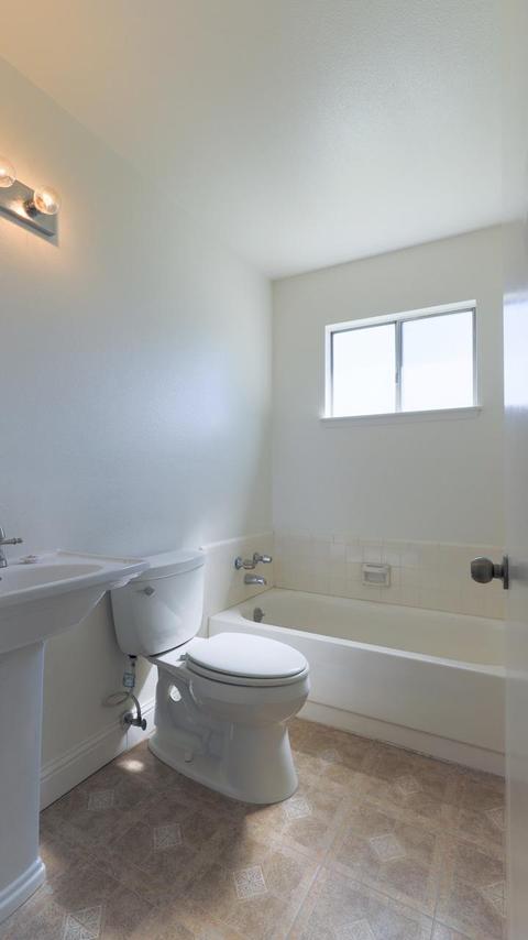 508 Thames Ct, Modesto, CA 95354 photo 18