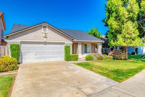 1405 Citrus Dr, Modesto, CA 95350 photo 2
