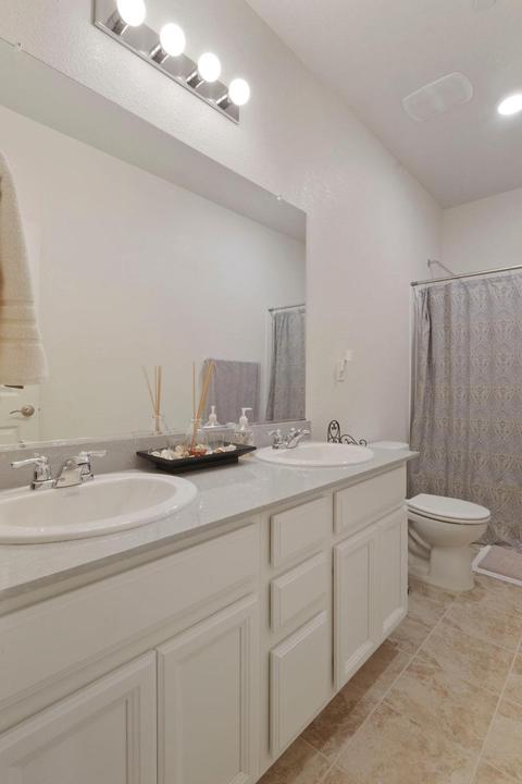407 Camelot Dr, Manteca, CA 95337 photo 16