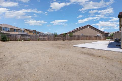 407 Camelot Dr, Manteca, CA 95337 photo 38