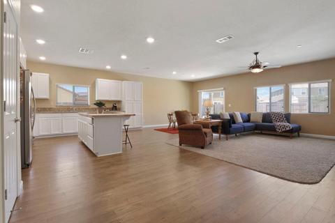 407 Camelot Dr, Manteca, CA 95337 photo 21