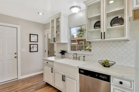 930 Long Ct, Modesto, CA 95350 photo 14