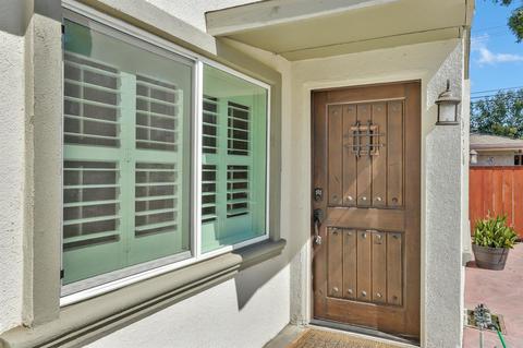 930 Long Ct, Modesto, CA 95350 photo 5