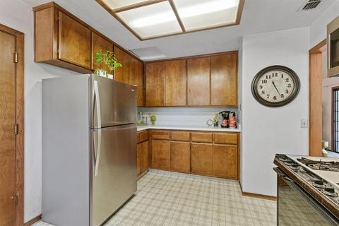 2242 Calaveras Ave, Davis, CA 95616 photo 11