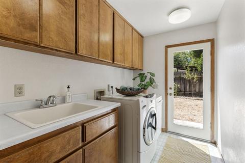 2242 Calaveras Ave, Davis, CA 95616 photo 20