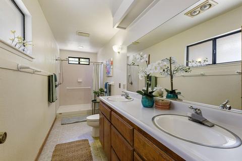 2242 Calaveras Ave, Davis, CA 95616 photo 14